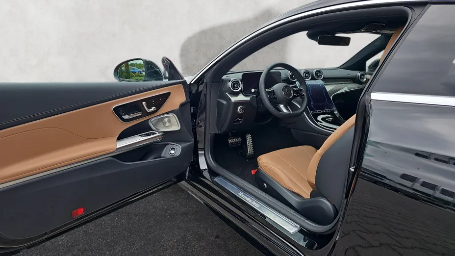 MERCEDES-BENZ CLE CLE 300 mHEV 4-Matic AMG Line Nowy