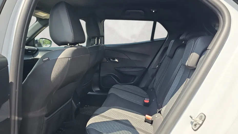 PEUGEOT 2008 2008 1.2 PureTech Allure S&S EAT8