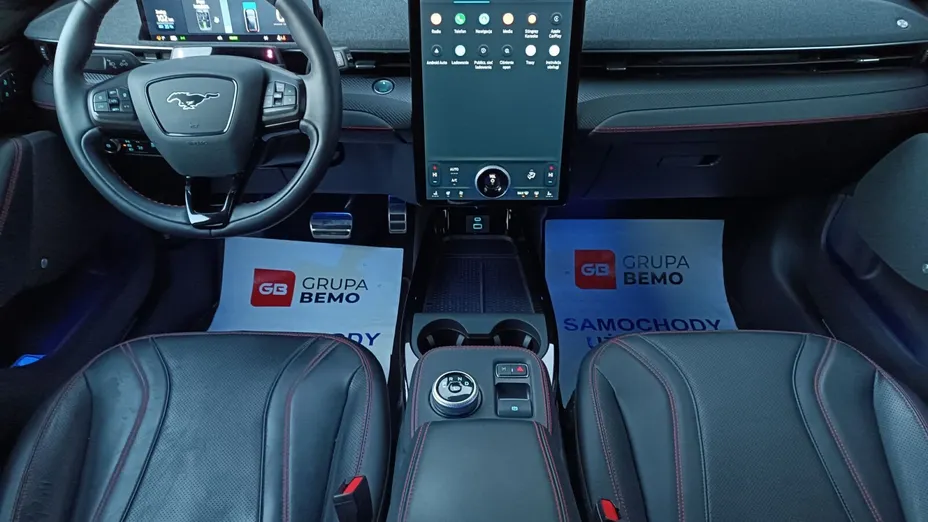 FORD Mustang Mach-E Mustang Mach-E 98kWh AWD