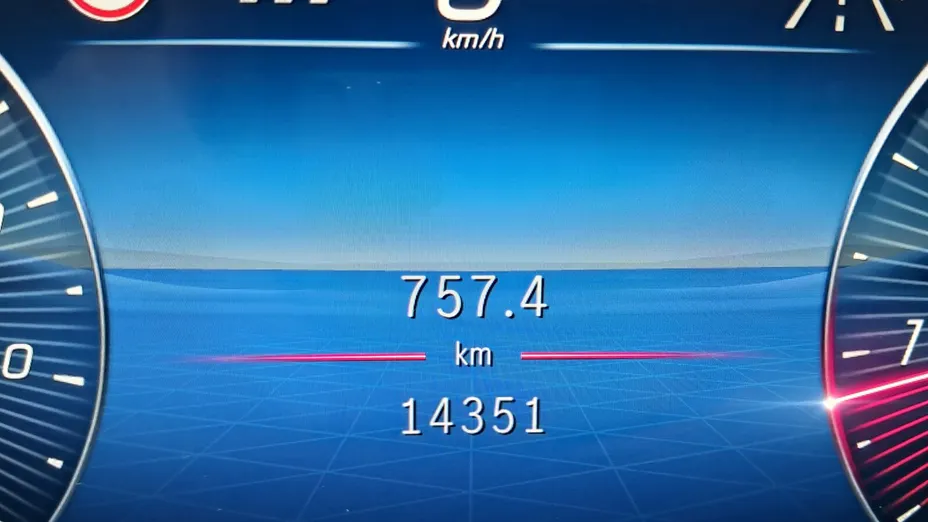 MERCEDES-BENZ GLB GLB 200 mHEV Progressive 7G-DCT