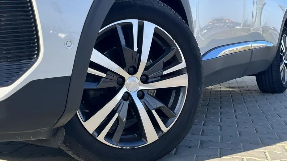 PEUGEOT 5008 5008 2.0 BlueHDi Allure Pack S&S EAT8