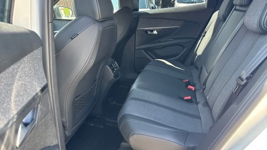 PEUGEOT 3008 3008 1.2 PureTech mHEV Allure Pack S&S e-DCS6