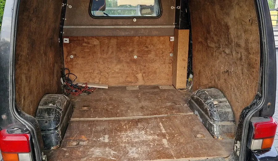 VOLKSWAGEN Transporter -