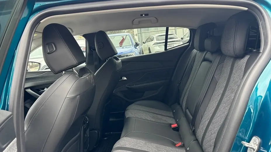 PEUGEOT 408 408 1.2 PureTech Allure S&S EAT8