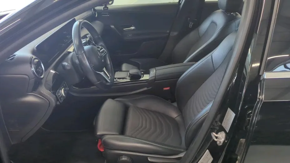 MERCEDES-BENZ A Klasa A 180 7G-DCT