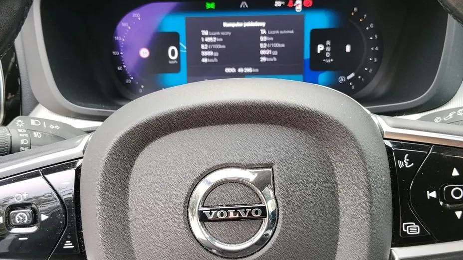 VOLVO XC60 -