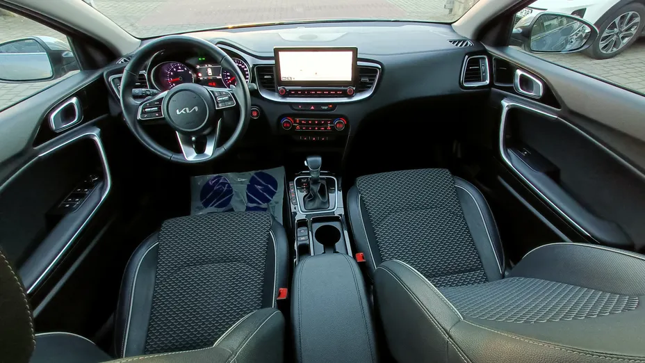 KIA Cee'd Ceed 1.5 T-GDI Tribute DCT