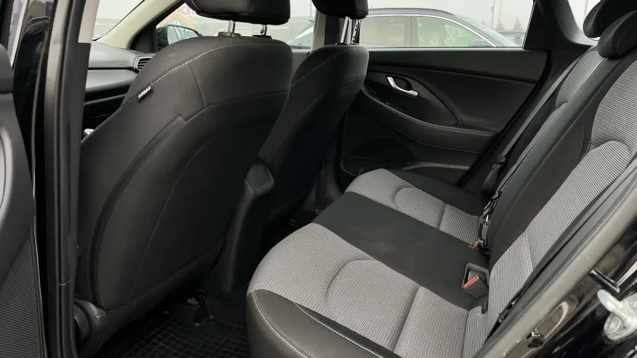 HYUNDAI i30 i30 1.5 DPI Modern