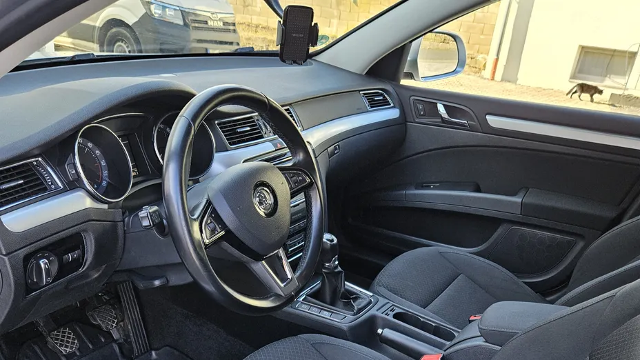 SKODA Superb Superb 2.0 TDI Ambition
