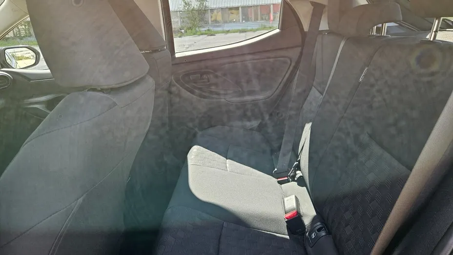TOYOTA Yaris Yaris Hybrid 1.5 Comfort