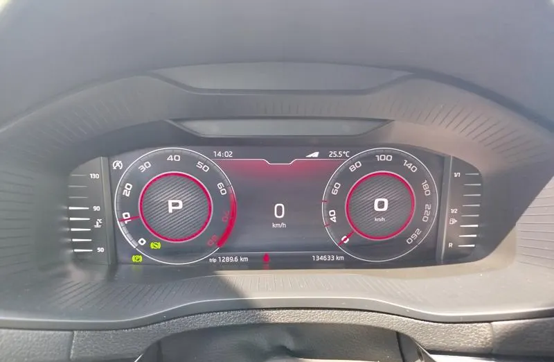 SKODA Karoq Karoq 1.5 TSI ACT 4x2 Sportline DSG