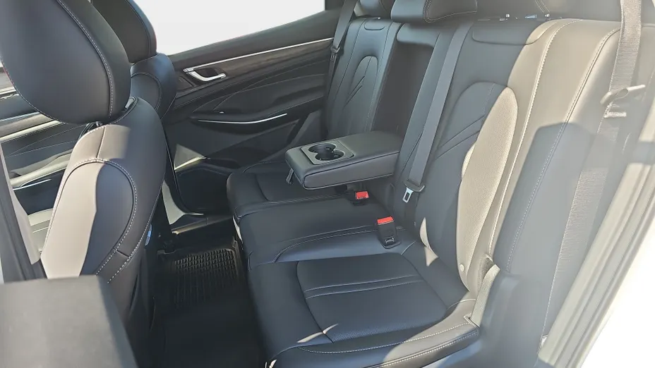 DFSK E5 E5 1.5  PHEV Prestige E-CVT Nowy