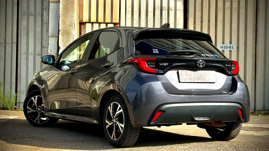TOYOTA Yaris Yaris Hybrid 1.5 Style