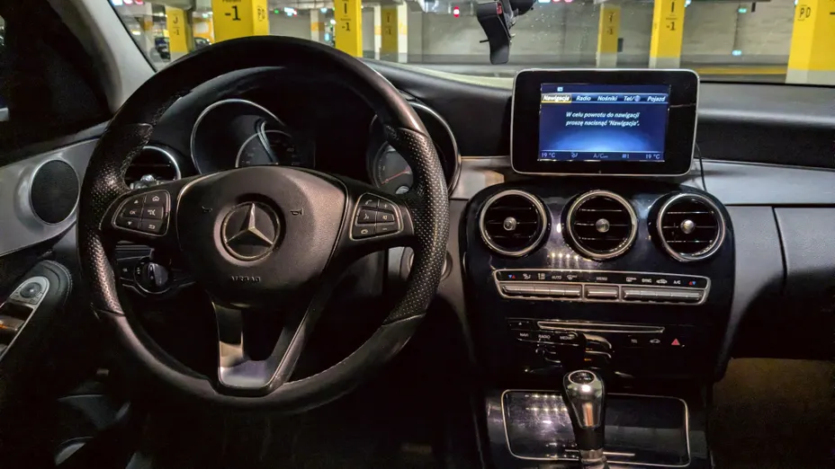 MERCEDES-BENZ C Klasa C 180 CGI BlueEff.