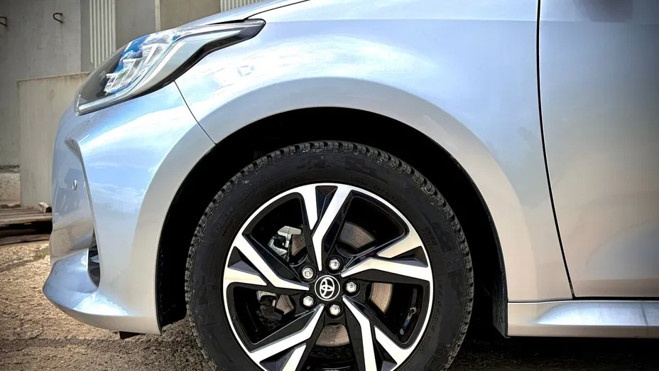 TOYOTA Yaris Yaris Hybrid 1.5 Style