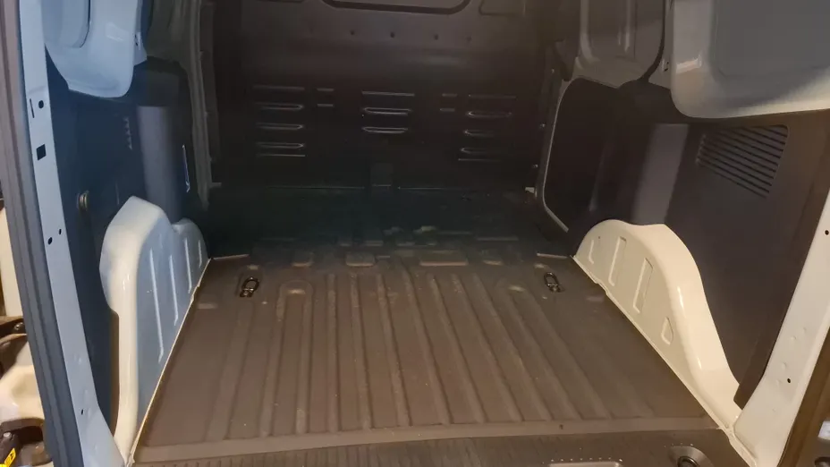 FORD Transit Courier Transit Courier 1.0 EcoBoost 2,1t Trend