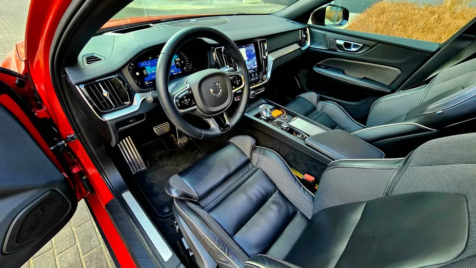 VOLVO S60 S60 B5 B AWD Ultimate Dark aut