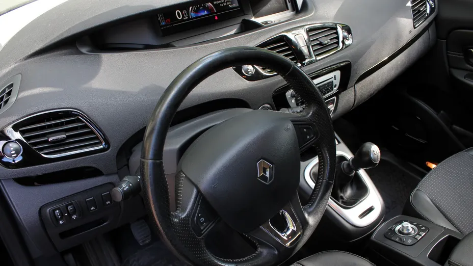 RENAULT Scenic Scenic 1.2 TCe Energy Bose Edition