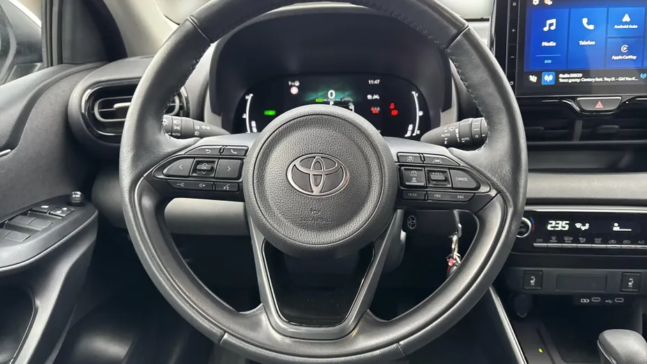 TOYOTA Yaris Yaris Hybrid 1.5 Style