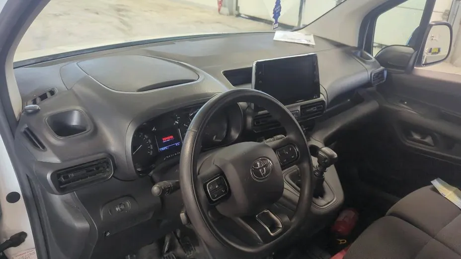 TOYOTA Proace City Proace City 1.5 D-4D Long 2,4t Comfort