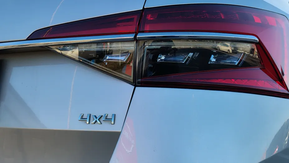 SKODA Superb Superb 2.0 TSI 4x4 Style DSG