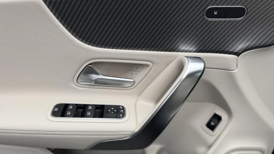 MERCEDES-BENZ CLA CLA 200 mHEV Progressive 7G-DCT Nowy