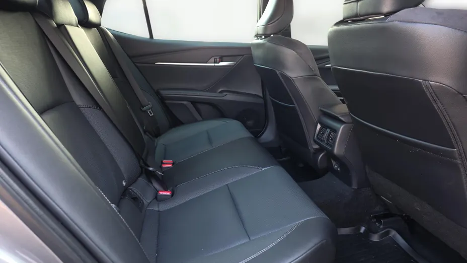 TOYOTA Camry Camry 2.5 Hybrid Dynamic Force Prestige e-CVT