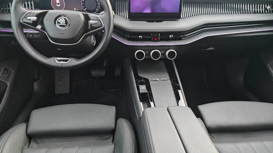 SKODA Superb Superb 2.0 TDI SCR 4x4 Selection DSG