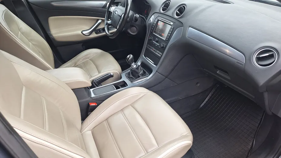 FORD Mondeo Mondeo 2.0 Titanium