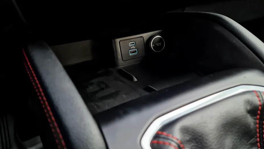 FORD Kuga Kuga 1.5 EcoBoost FWD ST-Line ASS GPF