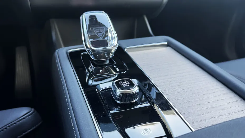 VOLVO XC90 XC90 B5 B AWD Plus Bright 7os aut
