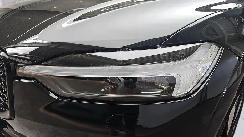 VOLVO XC60 XC60 T8 Plug-In Hybrid AWD Ultimate Dark aut
