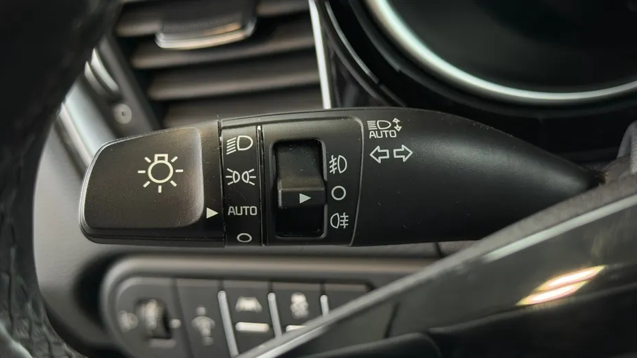 KIA Cee'd Ceed 1.5 T-GDI L