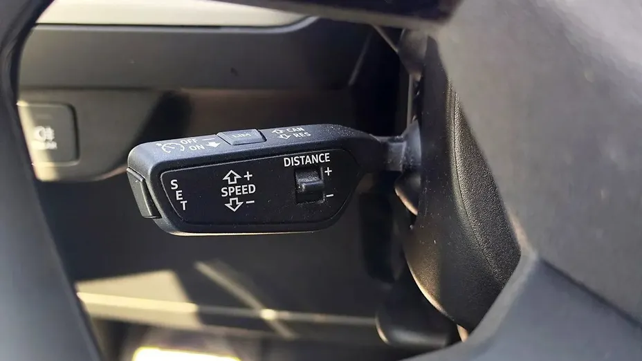 AUDI Q4 Q4 e-tron 40 77kWh