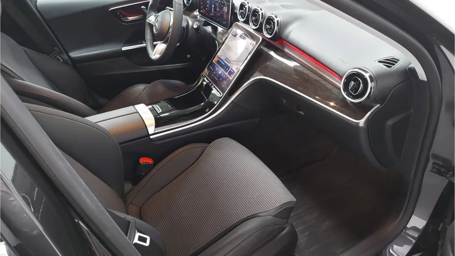 MERCEDES-BENZ C Klasa C 220 d mHEV Avantgarde