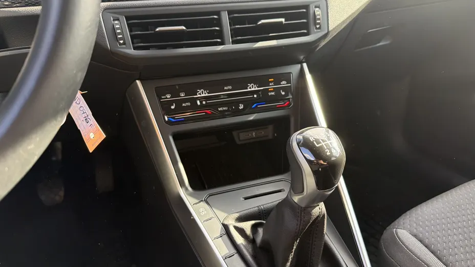VOLKSWAGEN Taigo Taigo 1.0 TSI Life