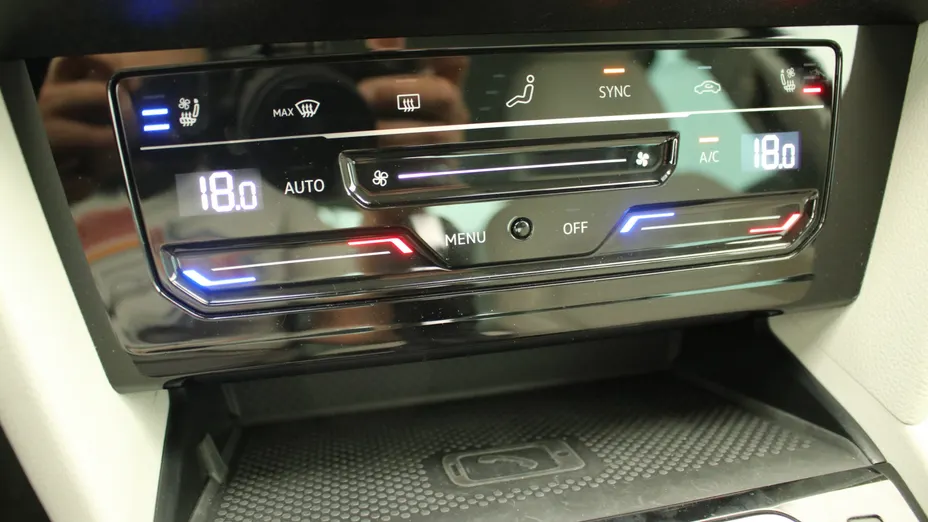 VOLKSWAGEN Passat Passat 2.0 TSI 4Mot. Elegance DSG