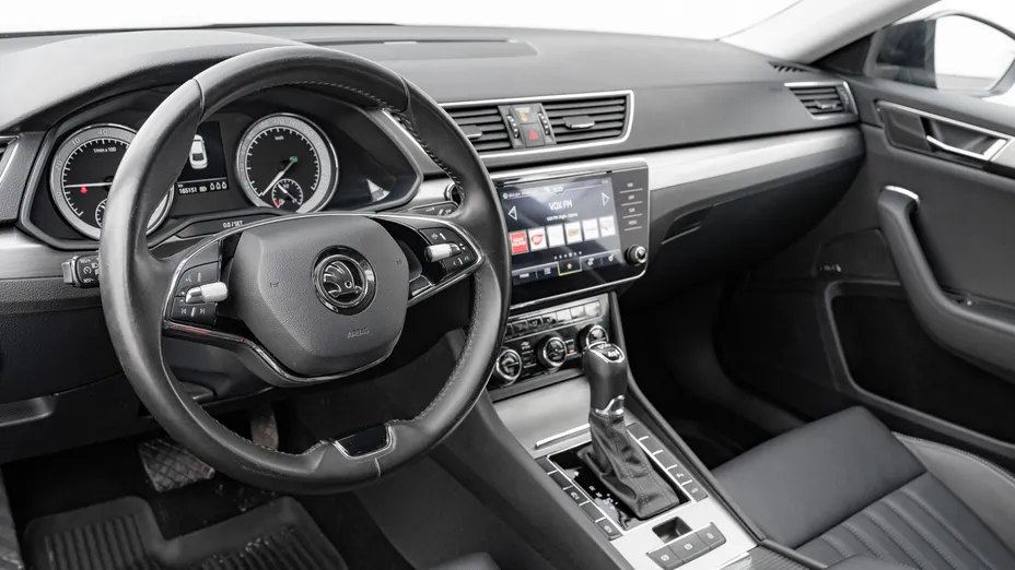 SKODA Superb Superb 2.0 TSI 4x4 Style DSG