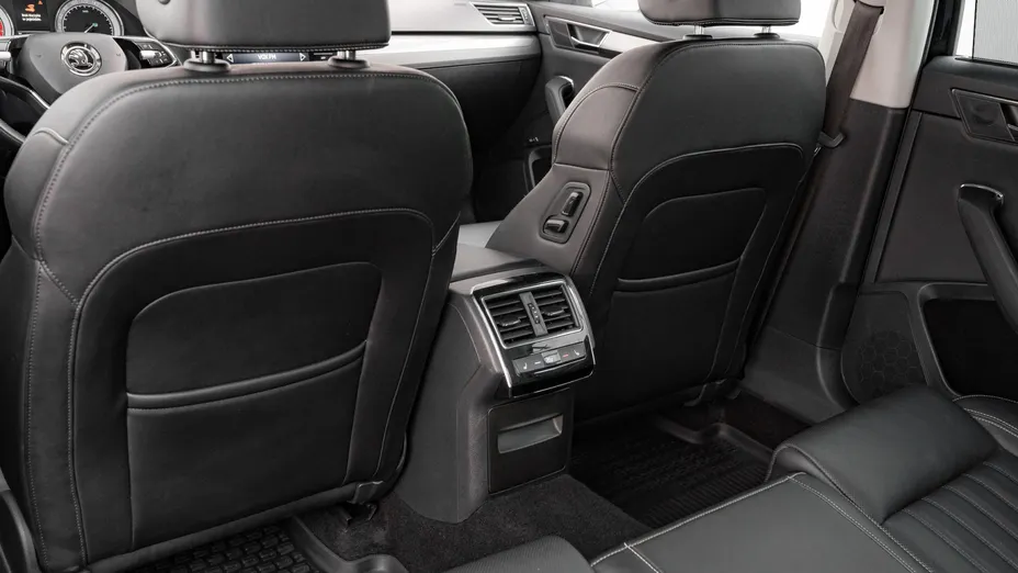 SKODA Superb Superb 2.0 TSI 4x4 Style DSG