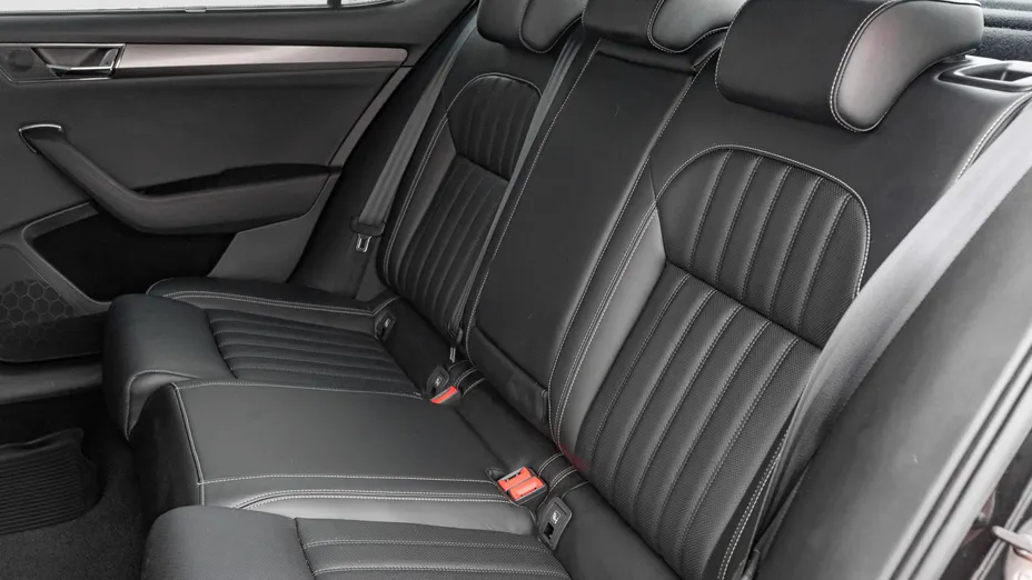 SKODA Superb Superb 2.0 TSI 4x4 Style DSG