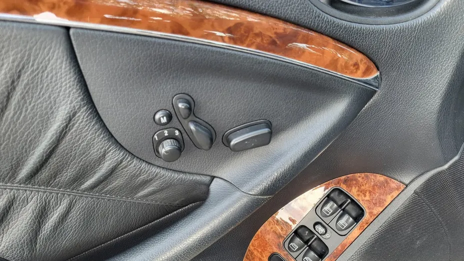 MERCEDES-BENZ CLK CLK 500 Avantgarde