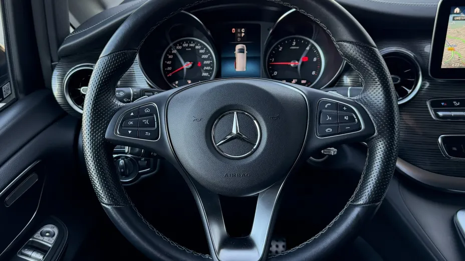 MERCEDES-BENZ V Klasa V 220 d Avantgarde 9G-Tronic (długi)