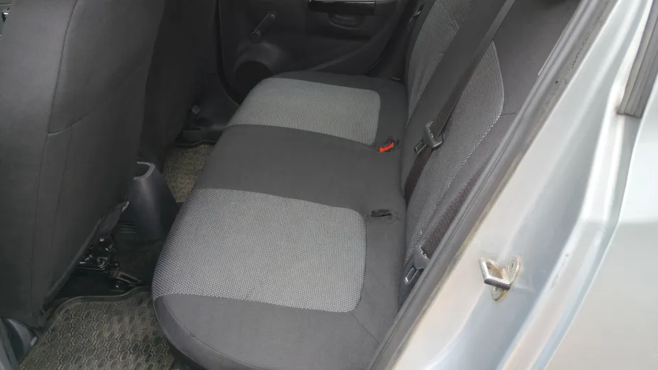 OPEL Corsa -