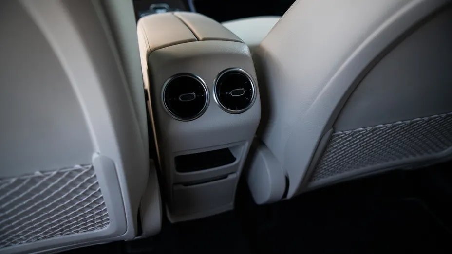 MERCEDES-BENZ GLB GLB 200 mHEV Progressive 7G-DCT