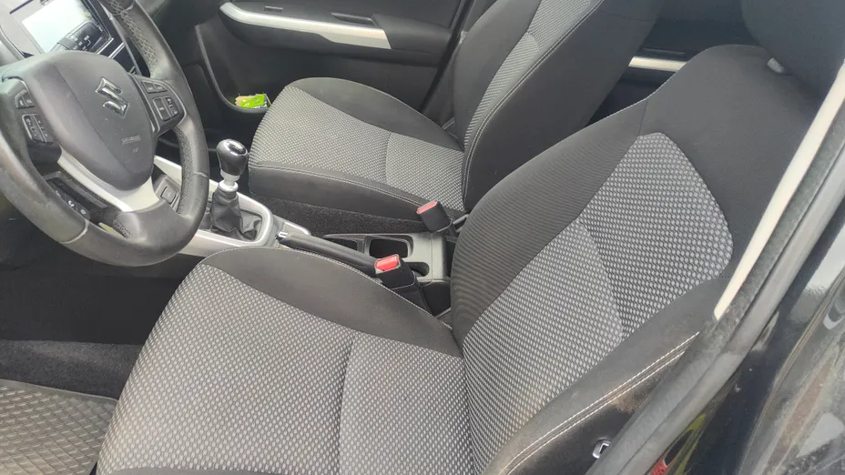 SUZUKI Vitara -