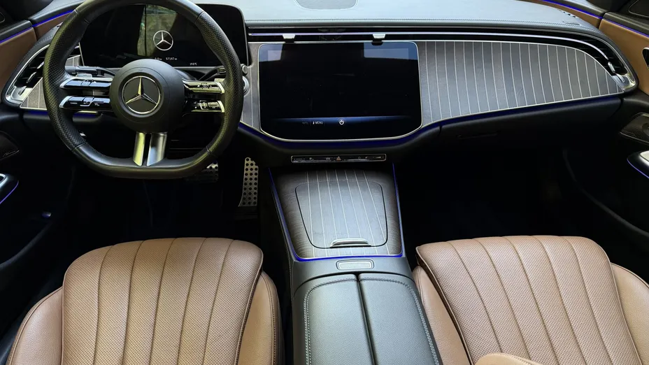 MERCEDES-BENZ E Klasa E 220 d mHEV 4-Matic AMG 9G-Tronic