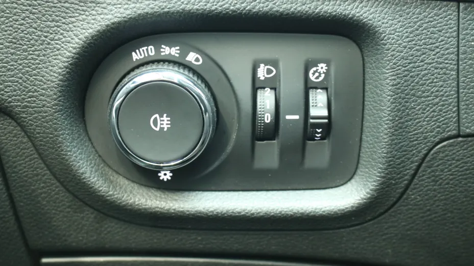 OPEL Astra Astra V 1.2 T Edition S&S