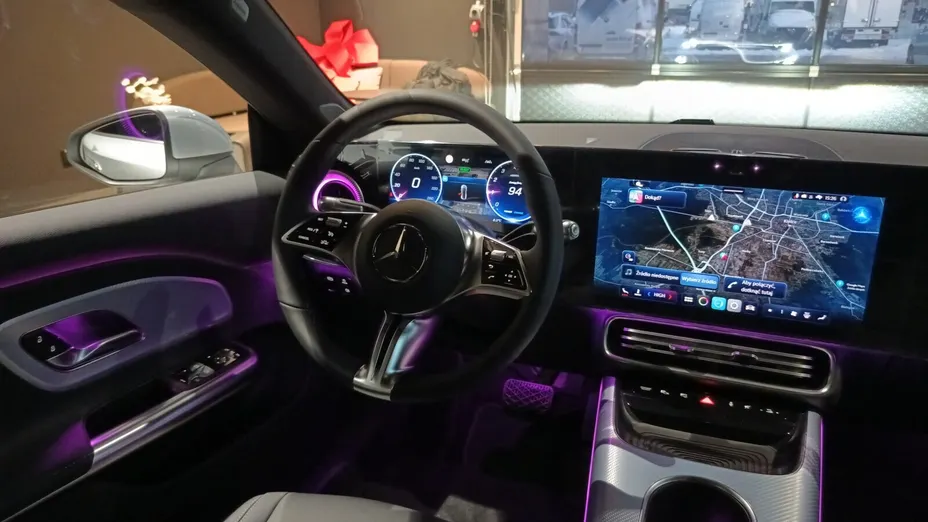 MERCEDES-BENZ CLA -