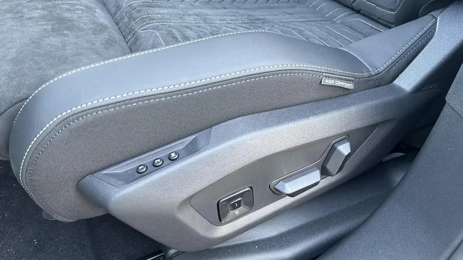 PEUGEOT 3008 3008 1.6 PHEV 195 GT e-DCS7 Nowy