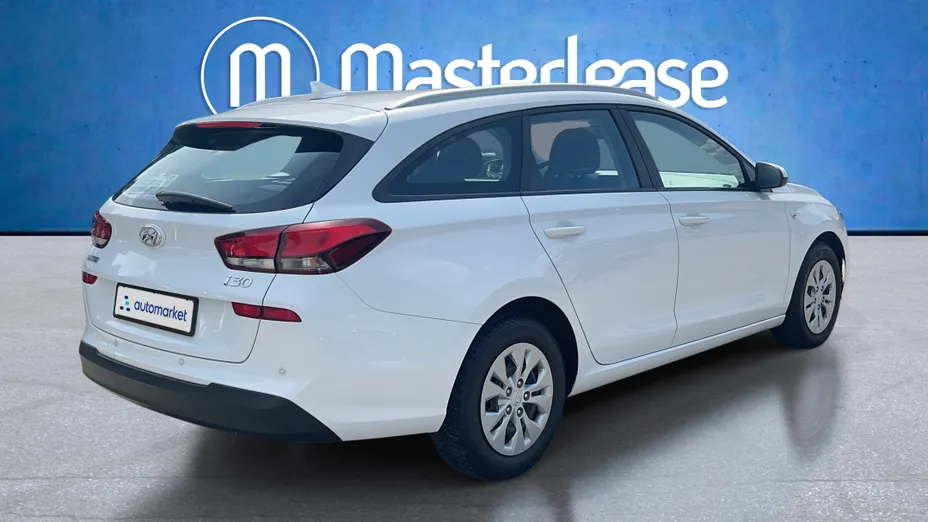 HYUNDAI i30 i30 1.5 DPI Classic +